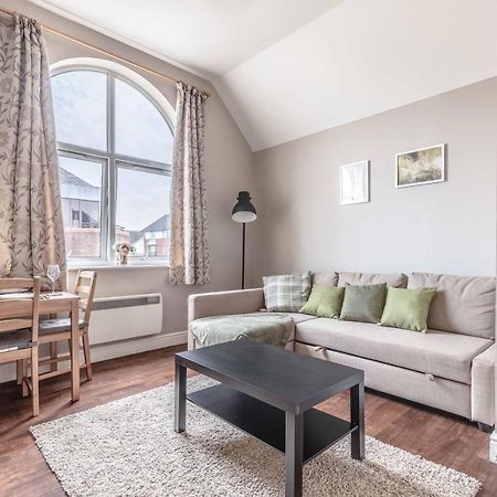 Cosy Central Windsor Apartment & Free Parking! Esterno foto