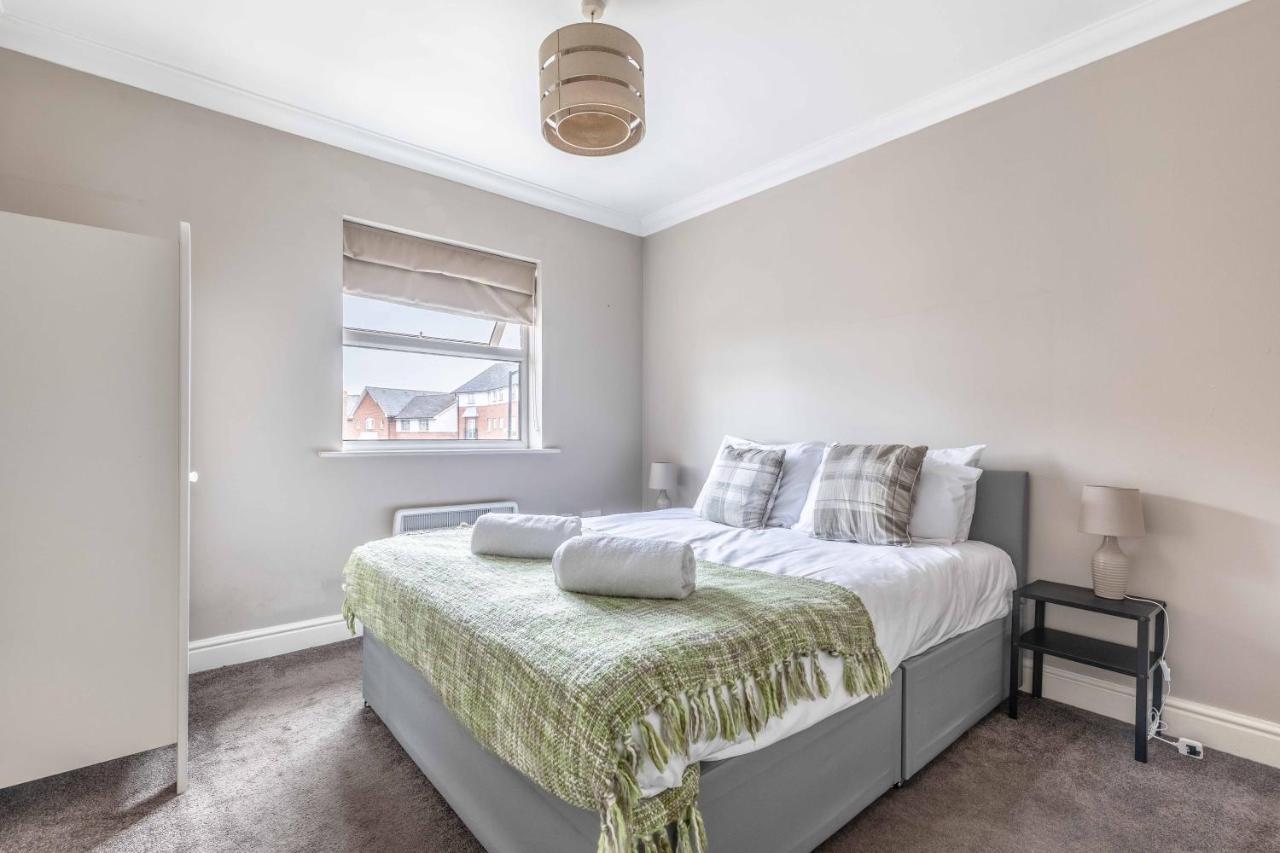 Cosy Central Windsor Apartment & Free Parking! Esterno foto