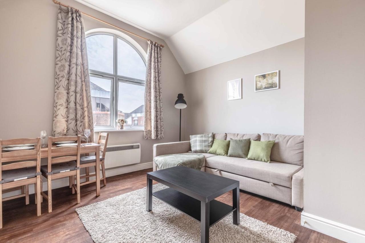 Cosy Central Windsor Apartment & Free Parking! Esterno foto